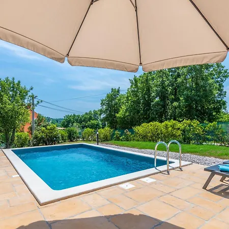 Mini Villa, A Romantic, New And Compact House With Pool *